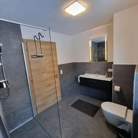 Madeleine 皮茨河谷圣莱昂哈德