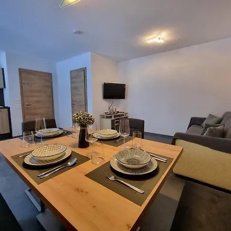 Madeleine 皮茨河谷圣莱昂哈德