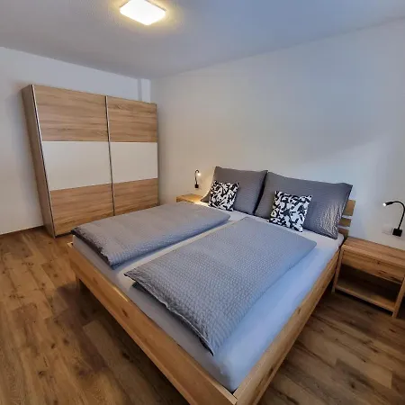 度假居 Madeleine 皮茨河谷圣莱昂哈德