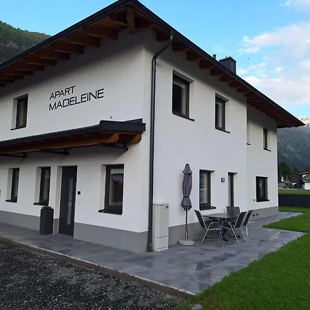 度假居 Madeleine *